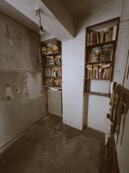 Caderea Bastiliei, Piata Romana vanzari apartament 2 camere etaj 1, balcon